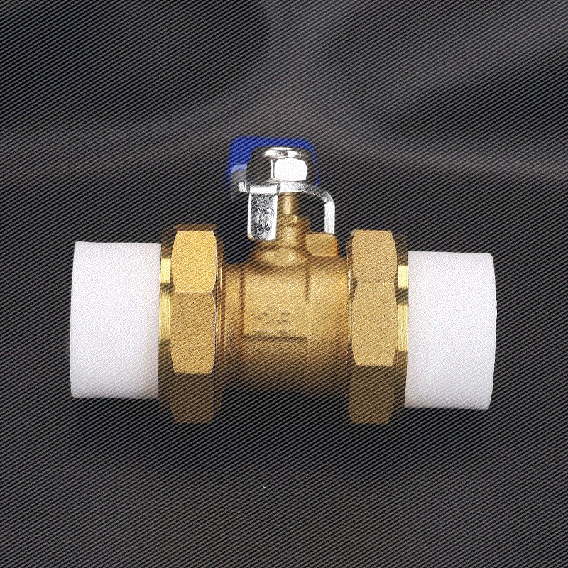 ‘太阳成集团tyc7111cc’桂粤警方联手抓获命案逃犯 尘封24年命案终告破(图2) 太阳成集团tyc7111cc